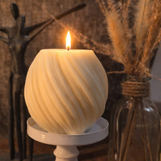 Swirl Candle White Soft Cotton